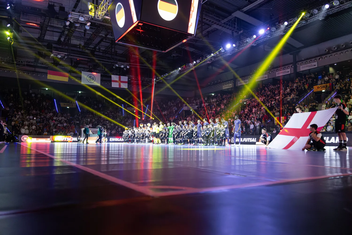 Futsal-Nationalmannschaft siegt vor Rekordkulisse
