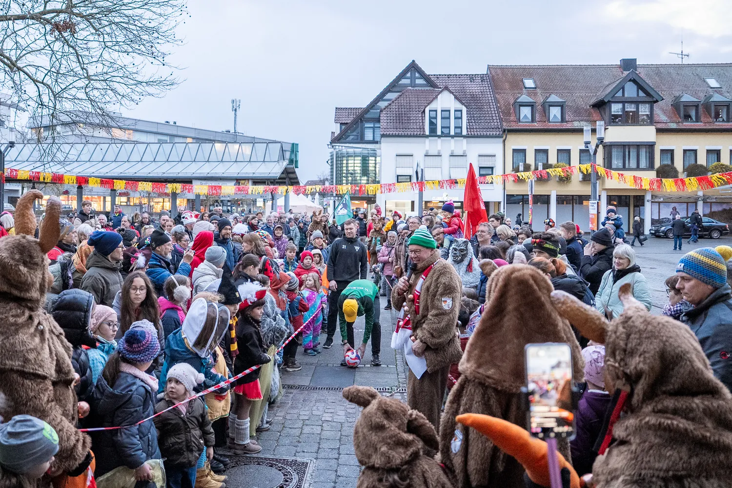 Bundesligisten stürmen Rathaus