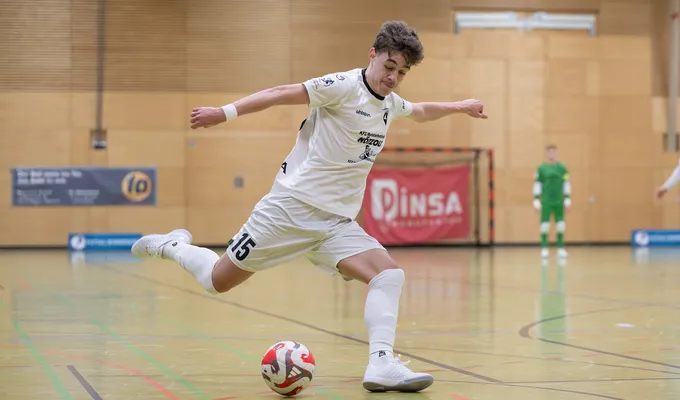 Nationalspieler verlängert in Weilimdorf