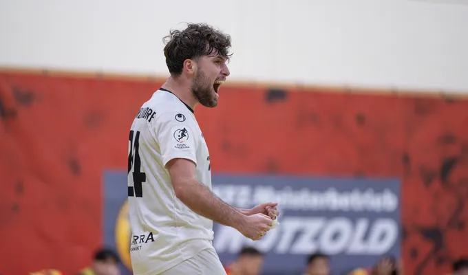 Nationalspieler Redzepi verlängert